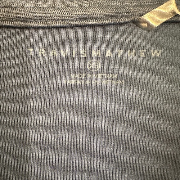 NWT TravisMathew Women's Skyloft Soft Half-Zip, EXTREMELY soft, size XS, blue - Picture 6 of 12
